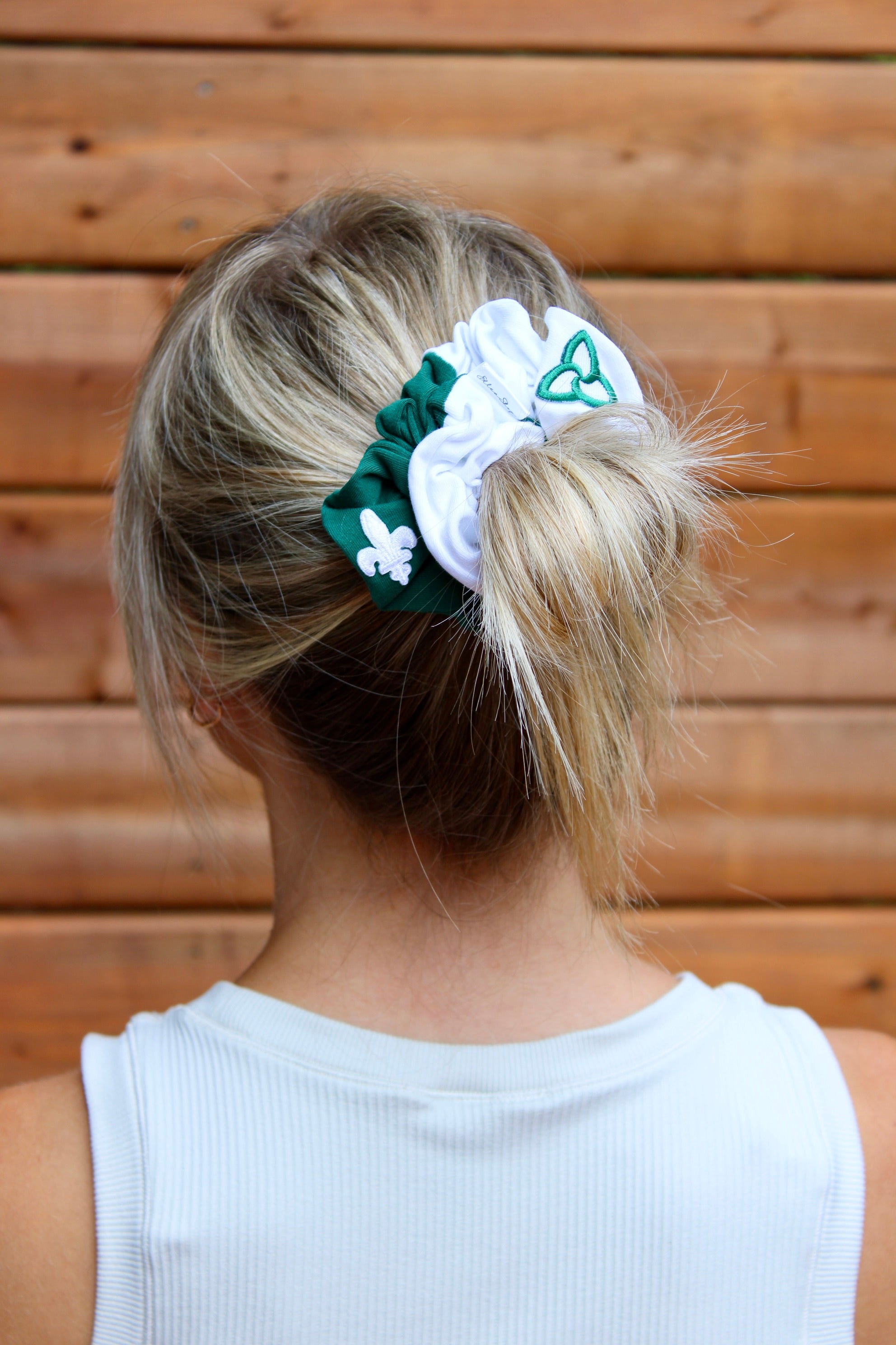 Franco-Ontarian Scrunchie - ElleaShop