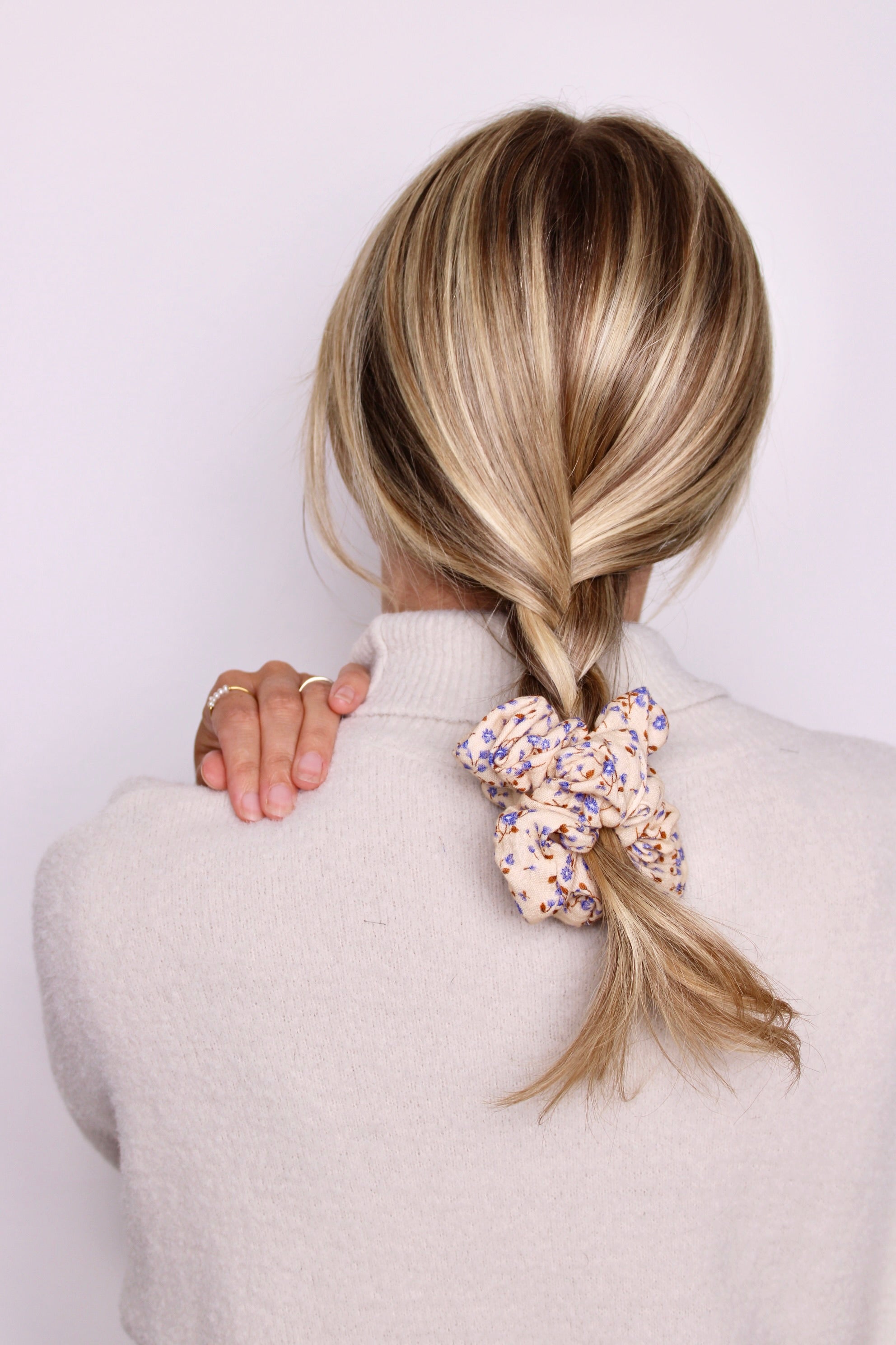 Wildflower Muslin Scrunchie - ElleaShop