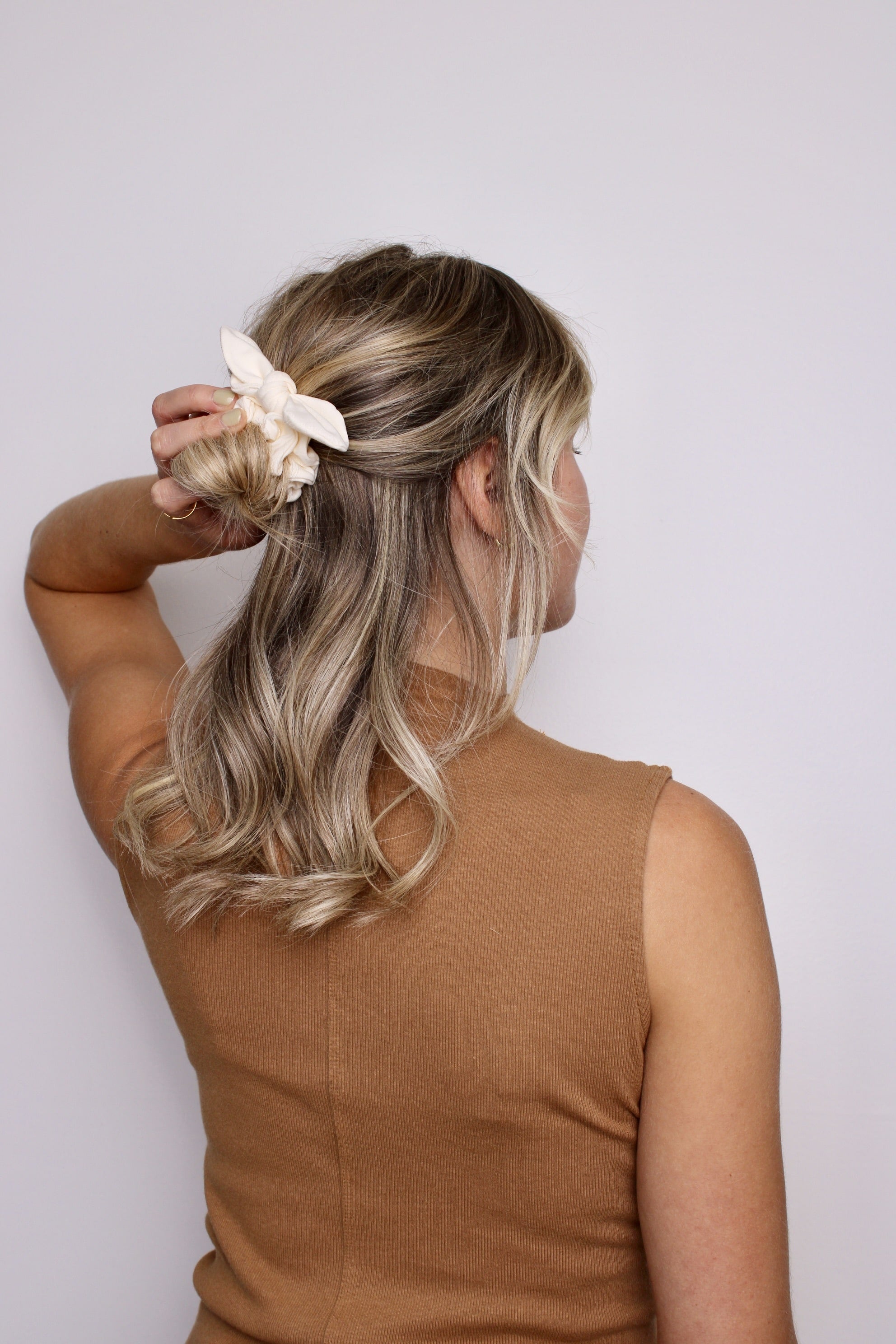 Ivory Bow Scrunchie - ElleaShop