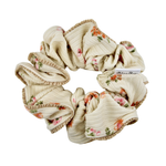 Vintage Flowers Ripple Scrunchie - ElleaShop