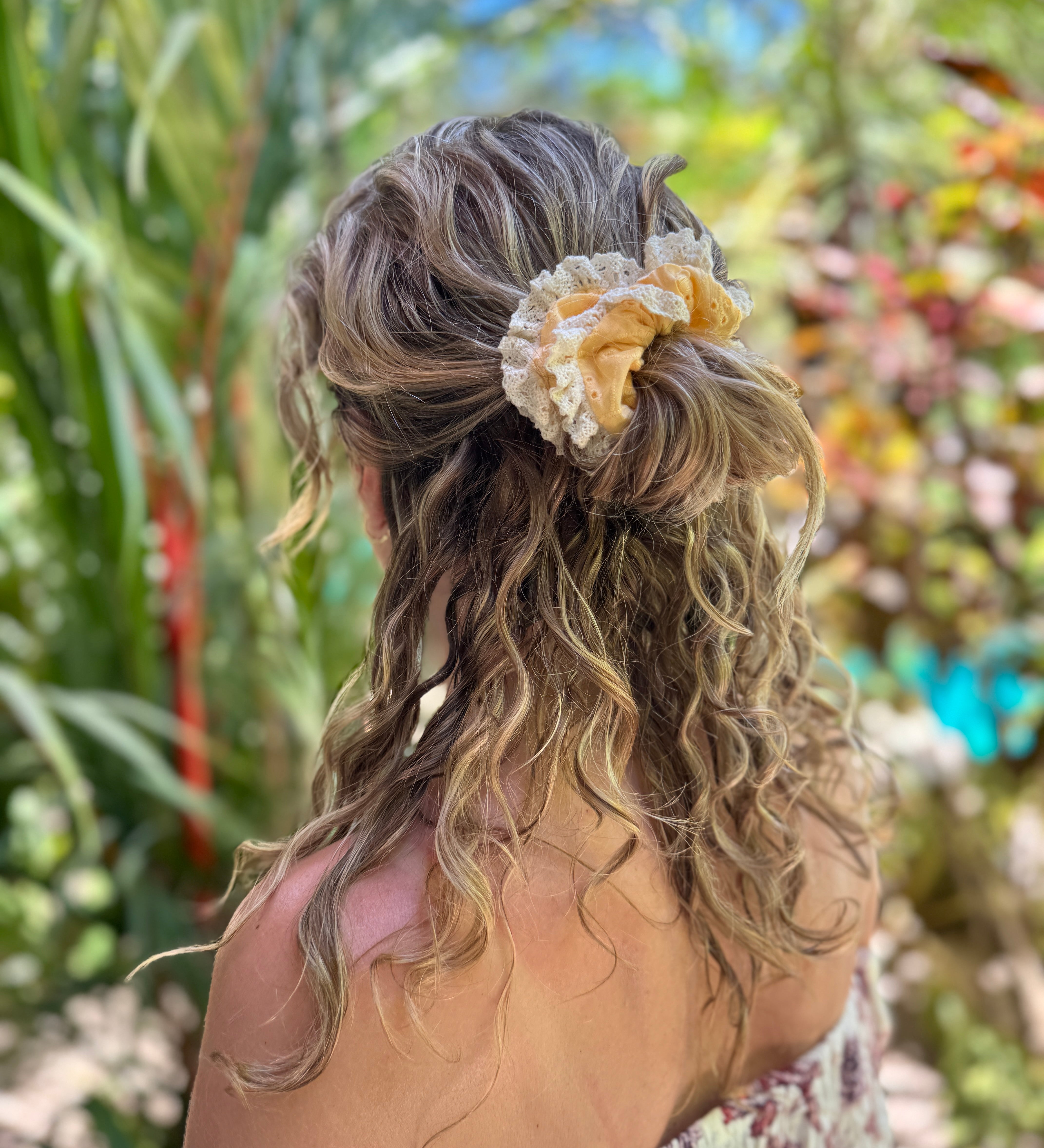 Golden Coast Lace Scrunchie - ElleaShop