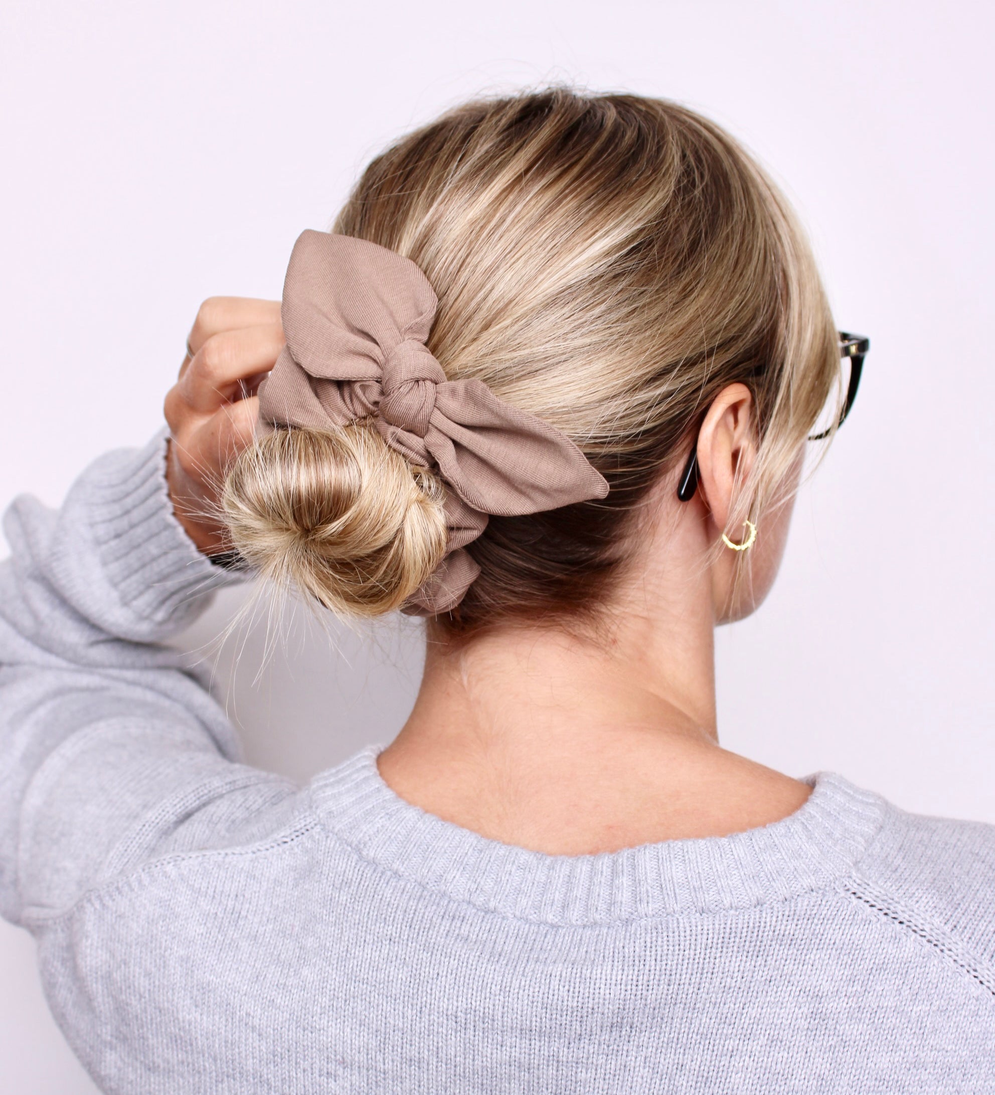 Taupe Bow Scrunchie - ElleaShop