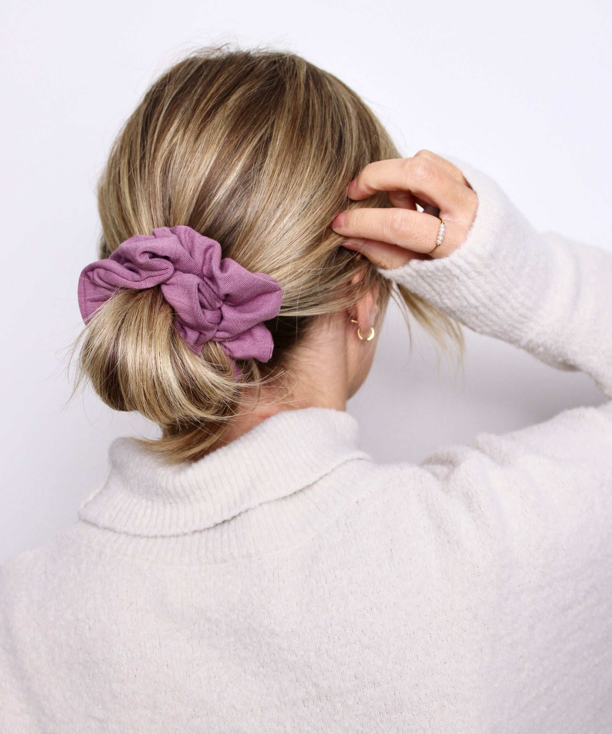Thistle Sweater Scrunchie - ElleaShop