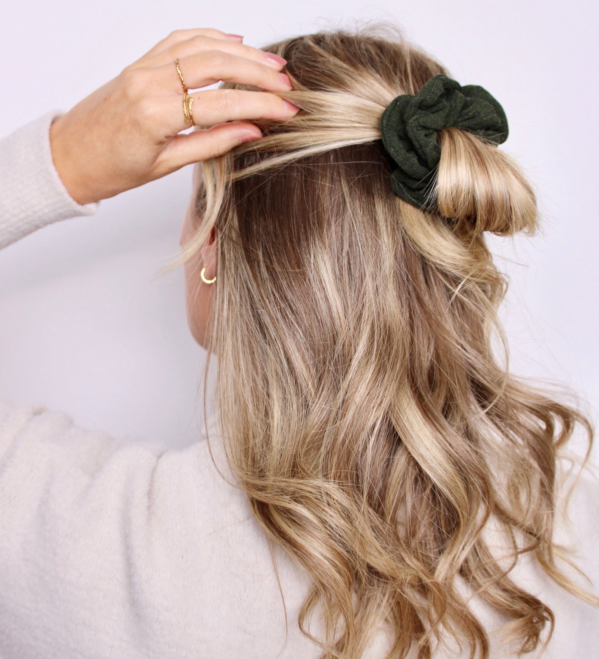 Pine Sweater Scrunchie - ElleaShop