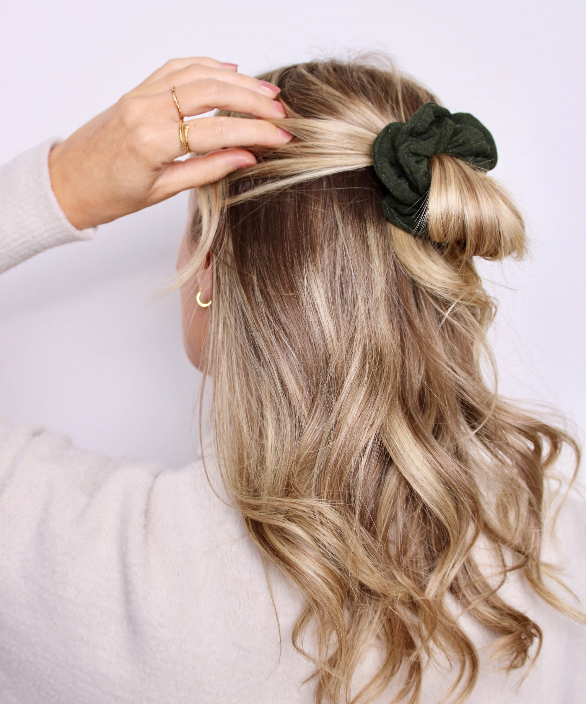 Pine Sweater Scrunchie - ElleaShop