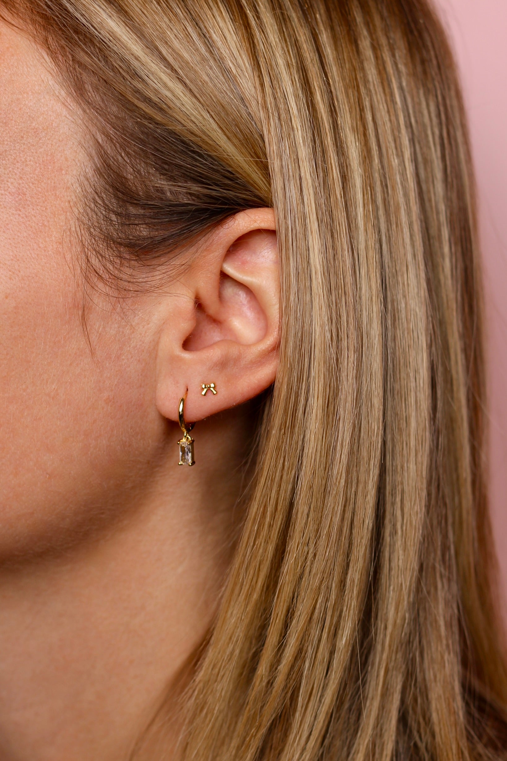 Bow Minimalist Earrings - ElleaShop