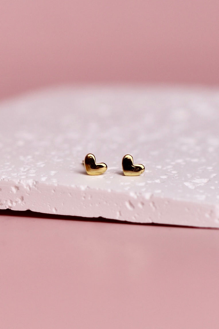 Heart Minimalist Earrings - ElleaShop