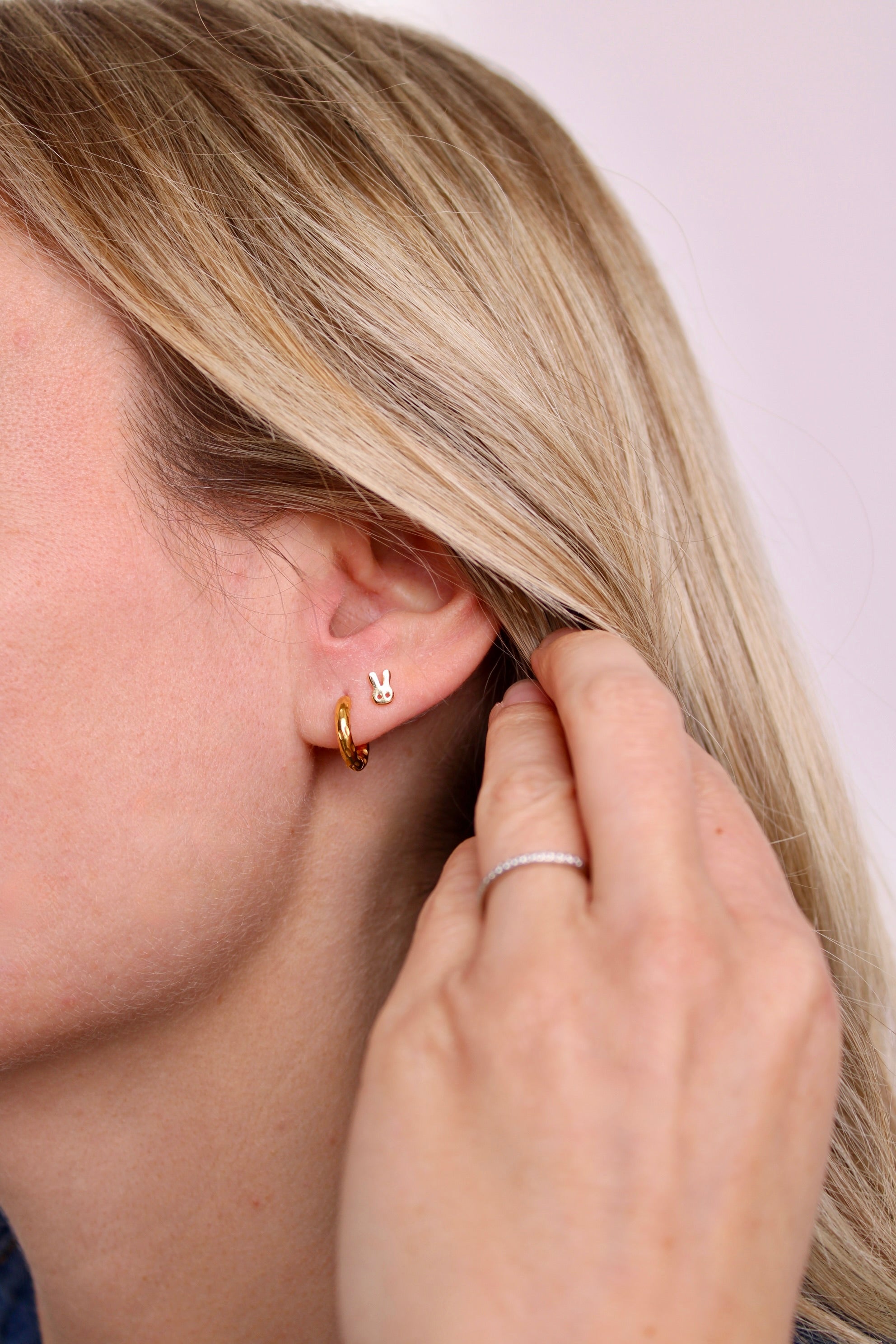 Bunny Minimalist Earrings - ElleaShop