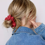 Raspberry Soft Ribbed Scrunchie - ElleaShop