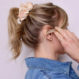 Vintage Flowers Ripple Scrunchie - ElleaShop