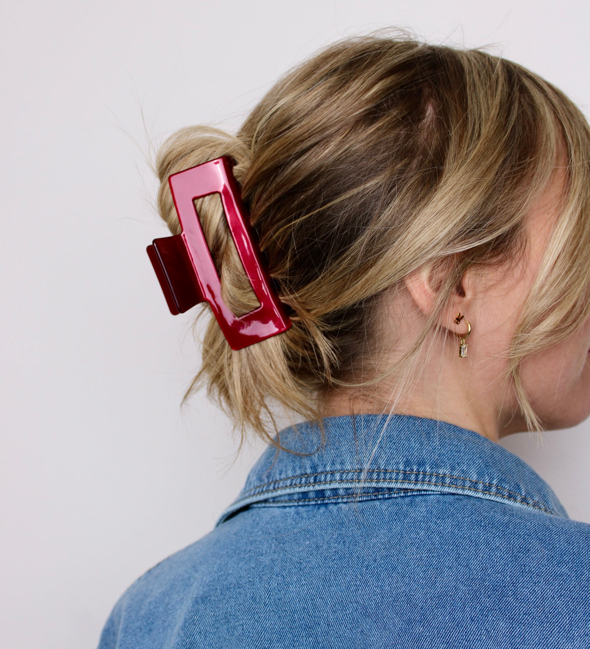 Berrylicious Medium Claw Clip - ElleaShop