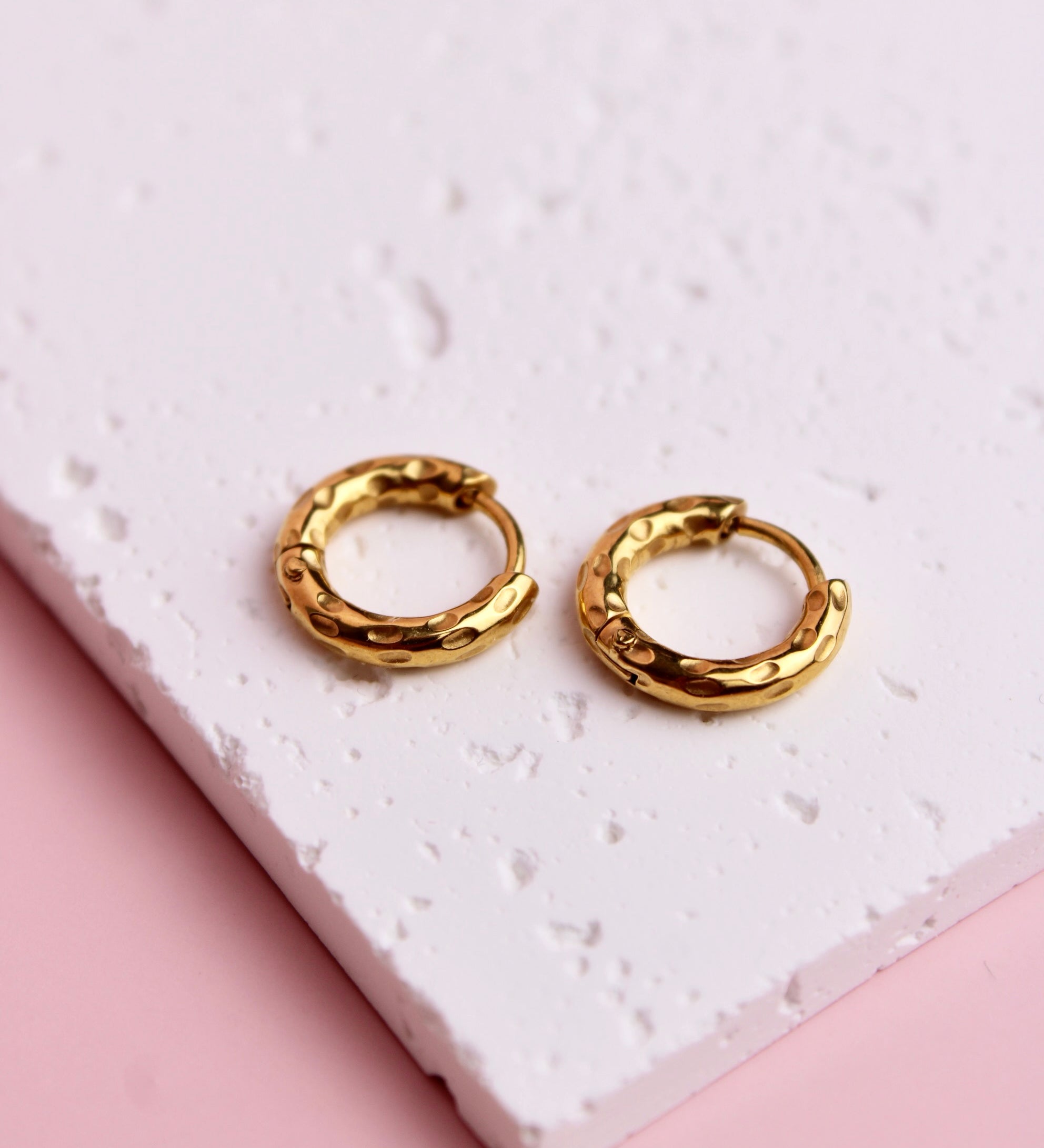 Irregular Hoops - ElleaShop