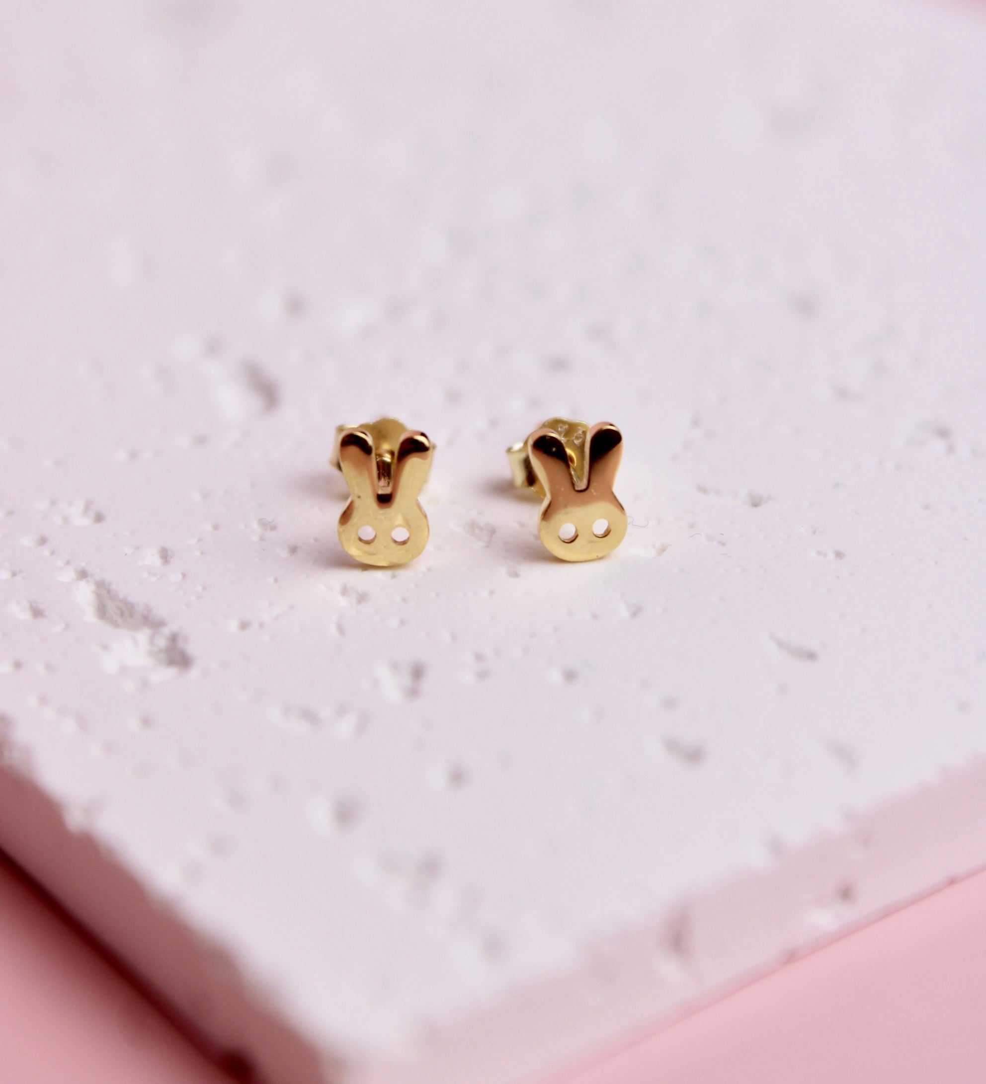 Bunny Minimalist Earrings - ElleaShop