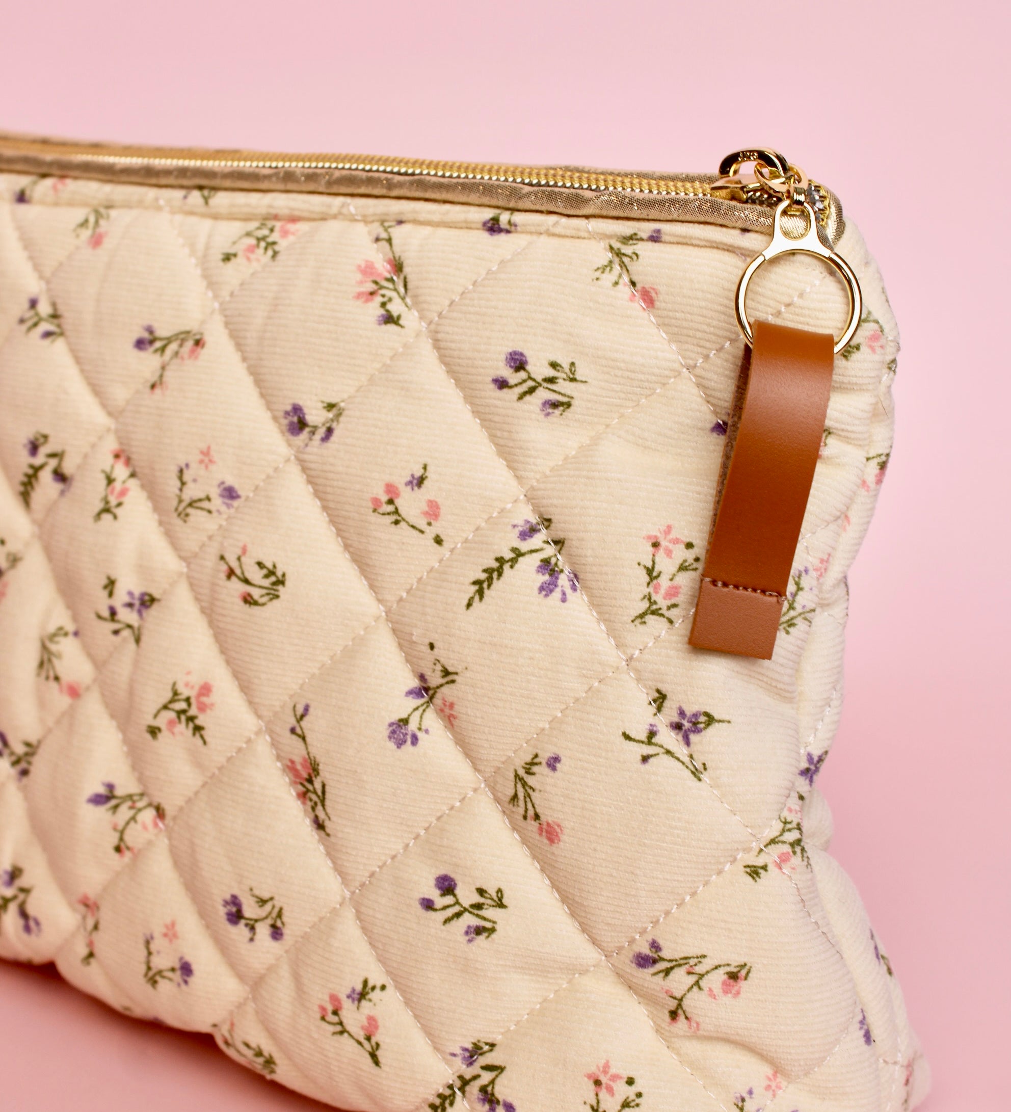 Quilted Flowers Triangular Makeup Pouch - ElleaShop
