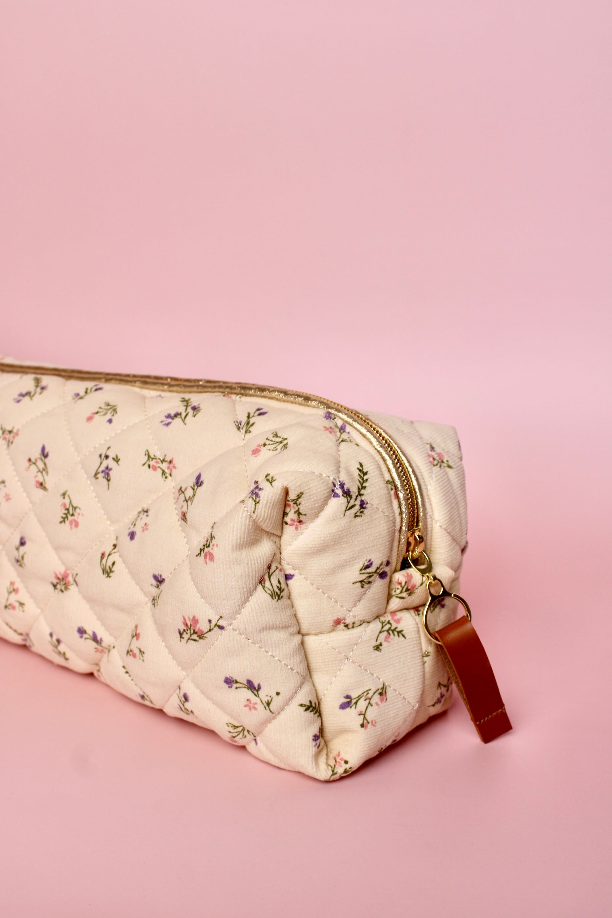 Quilted Flowers Hair Tool Bag - ElleaShop