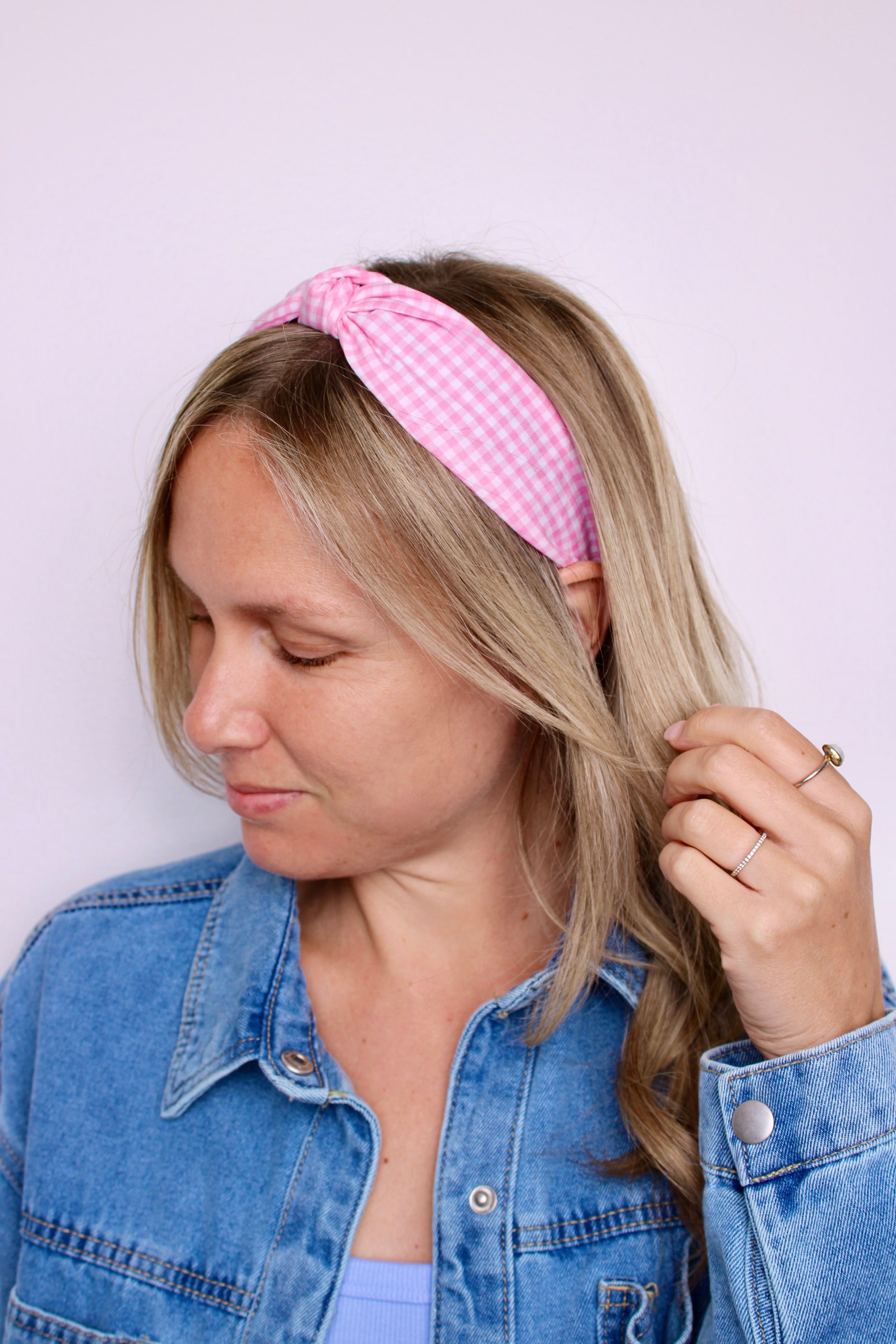 Pink Checkered Knotted Headband - ElleaShop