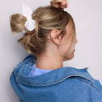 White Flowers Bow Scrunchie - ElleaShop