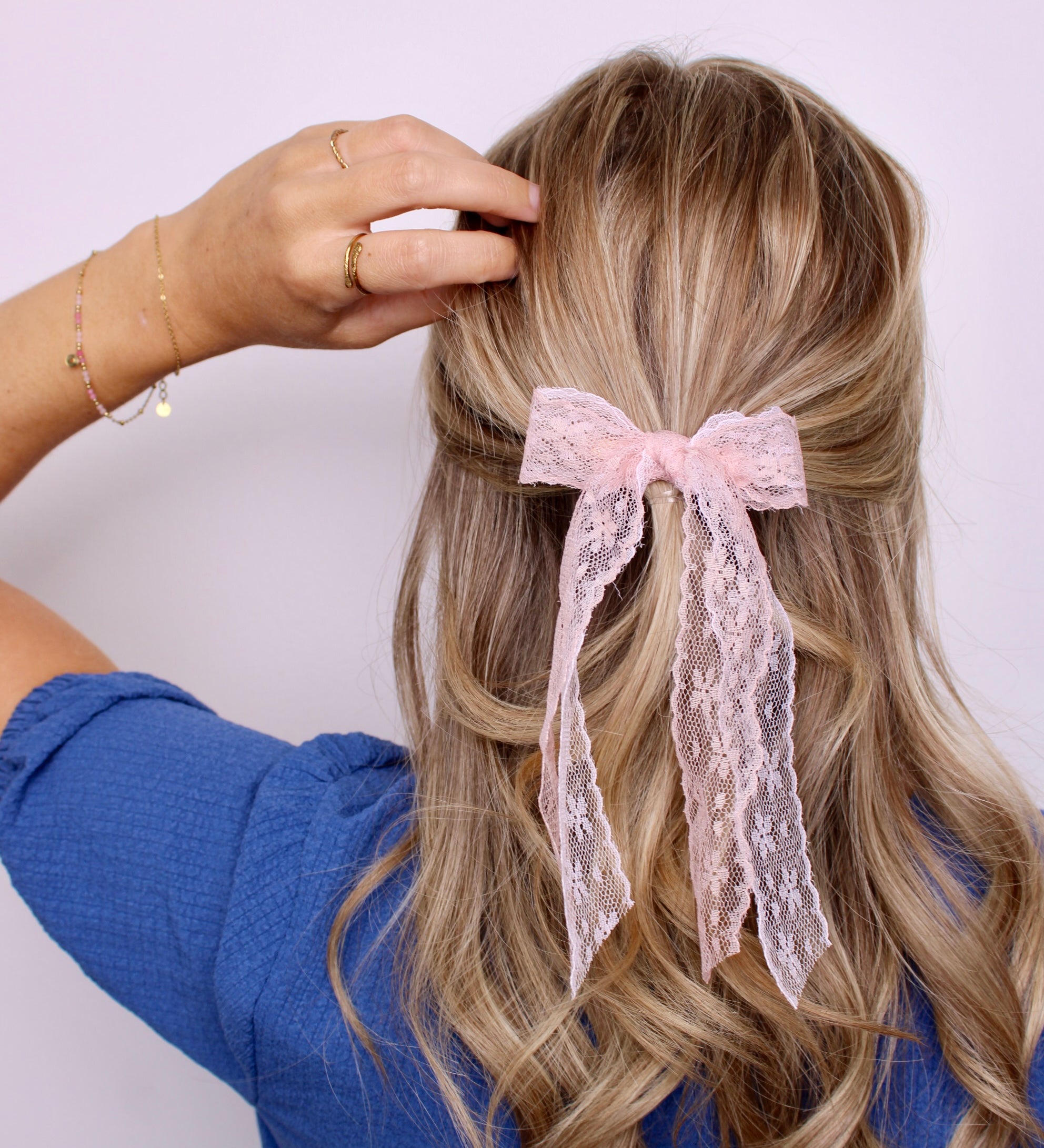 Enchanted Lace Bow - ElleaShop