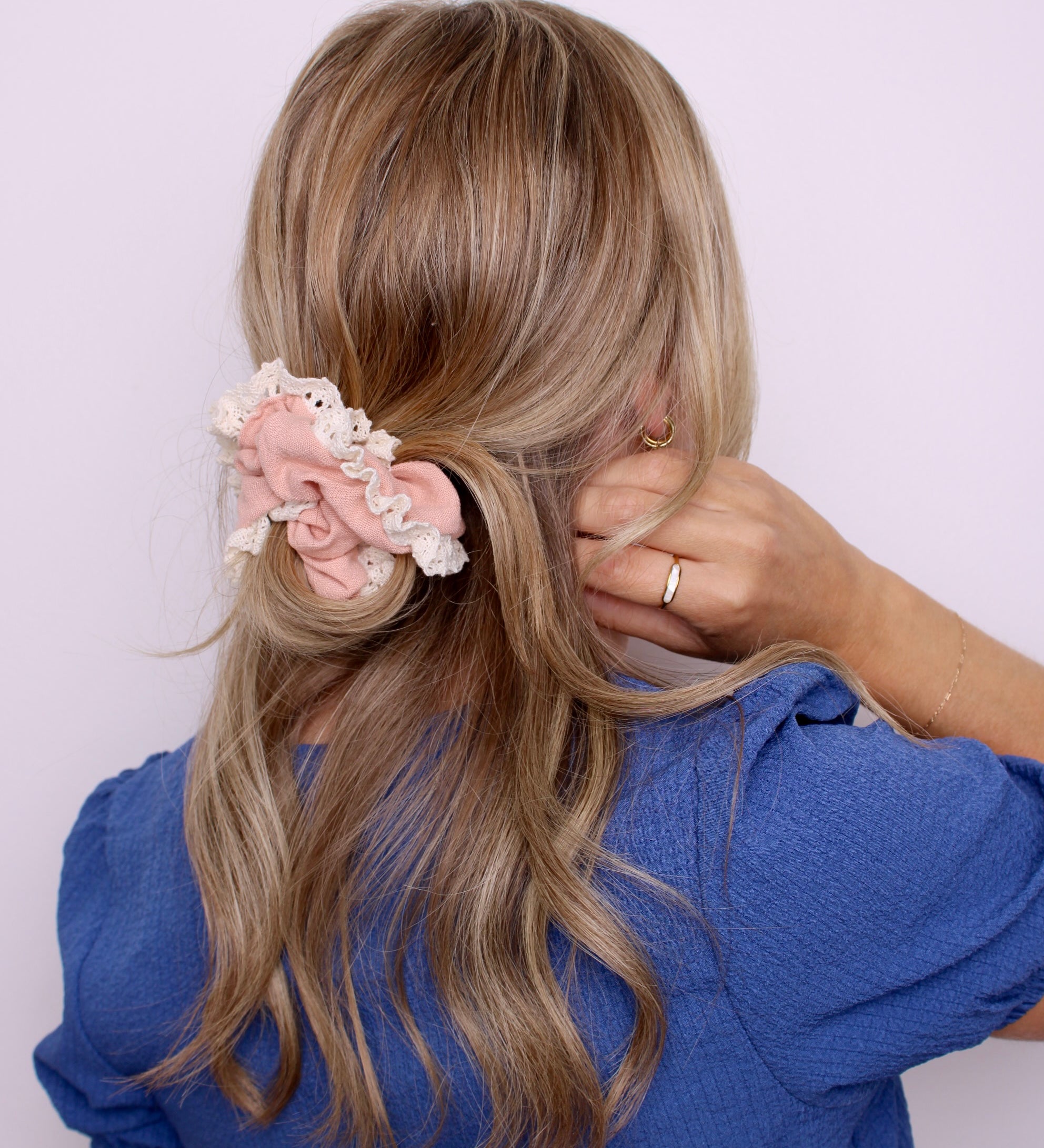 Blush & Lace Linen Scrunchie - ElleaShop