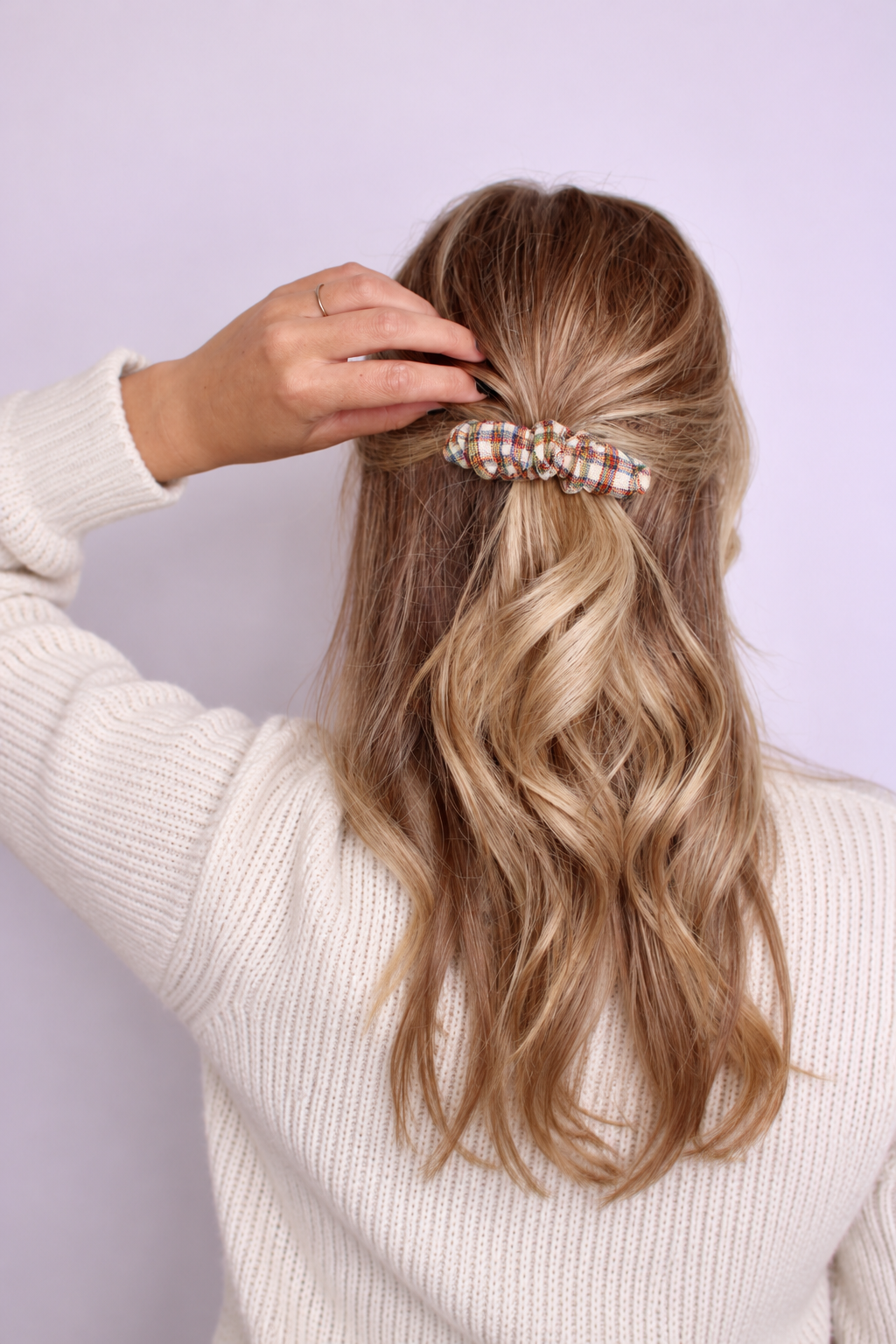 Country Plaid Scrunchie Clip - ElleaShop
